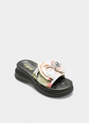 WOMEN Chunky - Soled Slide Sandals EVR